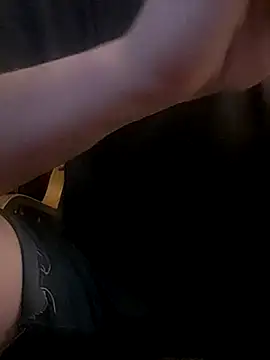 Snapshot of almighty_d chatting on 02.26.25 almighty d online show from 02.26.25