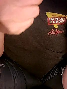 Snapshot of almighty_d chatting on 02.26.25 almighty d online show from 02.26.25