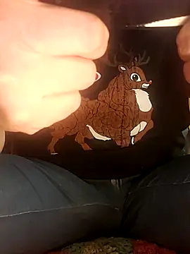 Snapshot of almighty_d chatting on 03.07.25 almighty d online show from 03.07.25