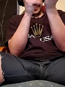 Snapshot of almighty_d chatting on 03.18.25 almighty d online show from 03.18.25