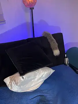 VanneCute1 online show from 01.21.25