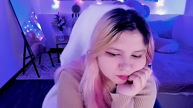 DiaAngell online show from 04.12.26