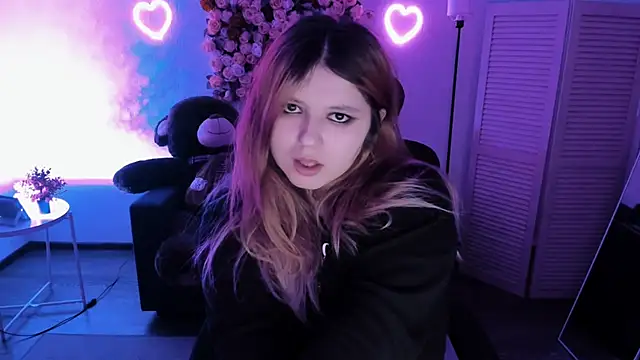 DiaAngell online show from 04.28.26