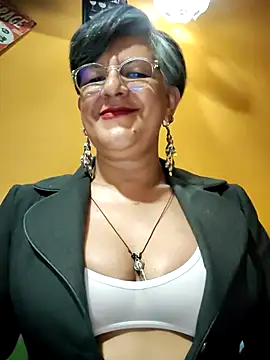 ilonna2025 online show from 07.22.26