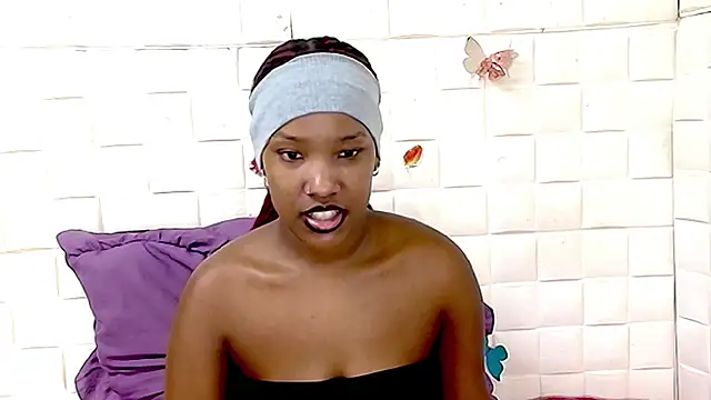 EroticSexyPrada online show from 03.29.26