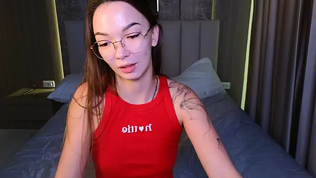 SusannJohnson online show from 04.25.26