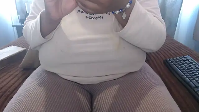 BUBBLYBUNNYxx online show from 06.23.26