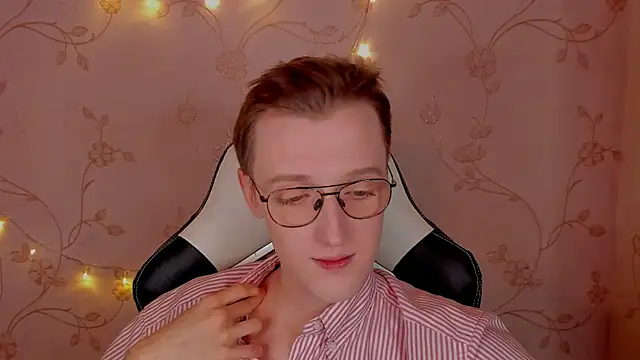 BlondiePrins online show from 01.18.25