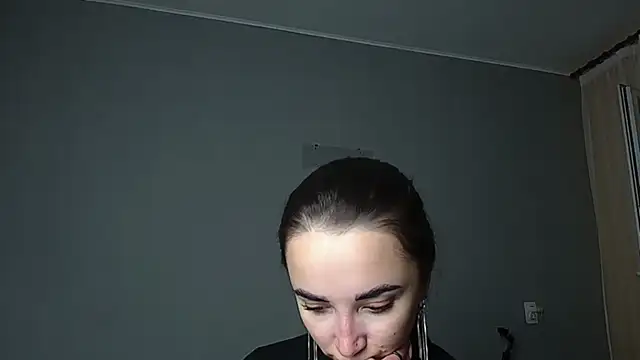 Eva Gloryy online show from 05.31.26