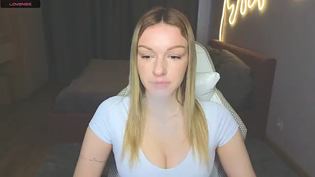 MargaretSweet1 online show from 03.25.26