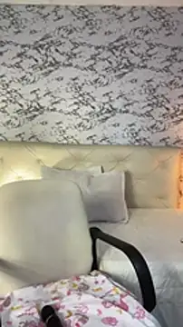 Snapshot of viktoria_davis_ chatting on 01.25.25 viktoria davis  online show from 01.25.25