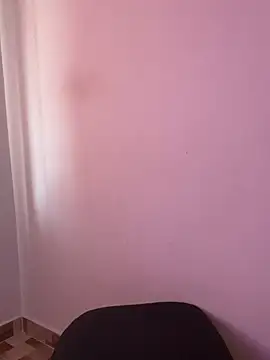 Snapshot of Lliam_2 chatting on 01.31.25 Lliam 2 online show from 01.31.25