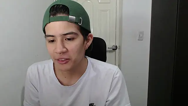 Snapshot of Dha_lia0 chatting on 01.23.25 Dha lia0 online show from 01.23.25