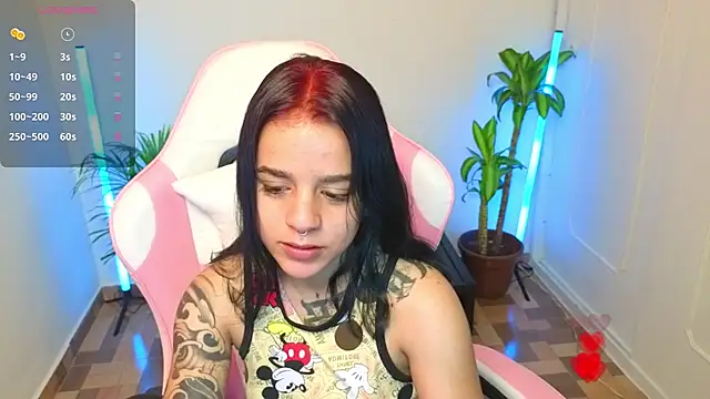 Nicole Foxx  online show from 05.08.26