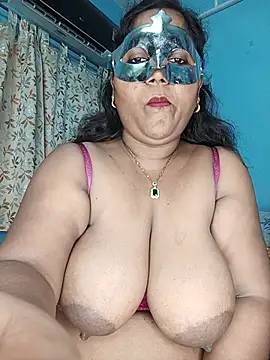 Snapshot of hevensex143 chatting on 07.18.26 hevensex143 online show from 07.18.26