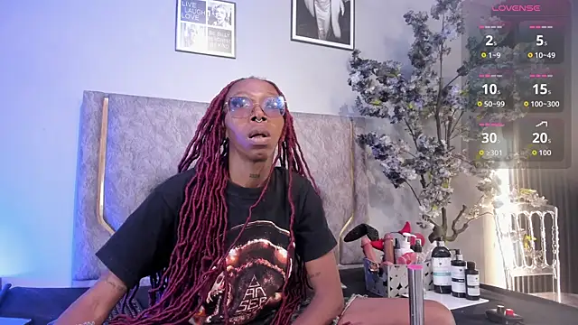 Liincostelloo online show from 03.17.26