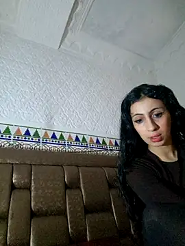 majdolin78 online show from 02.24.25