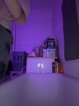 Snapshot of Ciara2004 chatting on 11.14.25 Ciara2004 online show from 11.14.25