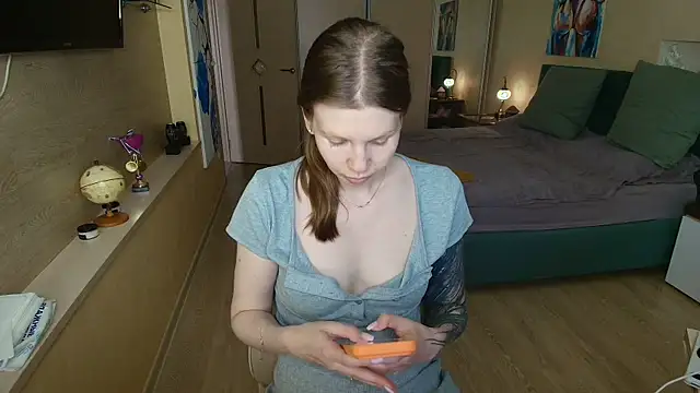 Snapshot of ReginaSparkle chatting on 07.13.26 ReginaSparkle online show from 07.13.26