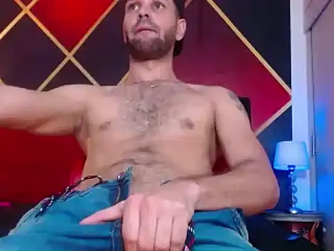 Snapshot of Cristian_white chatting on 02.06.25 Cristian white online show from 02.06.25