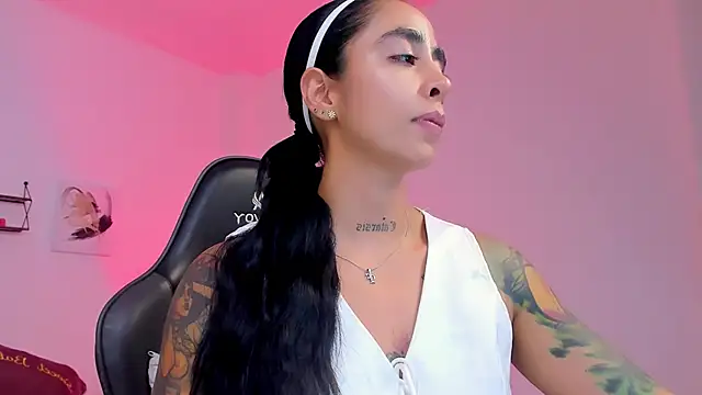 sophierooy22 online show from 03.08.26