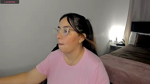 brithany olson25 online show from 12.13.25