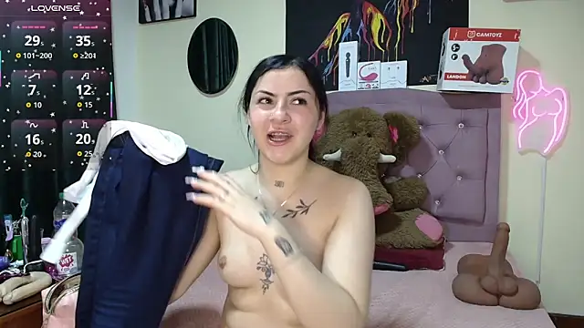 Emmie Hot online show from 06.06.26
