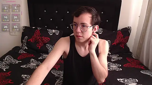 Tina 4 Charlie online show from 03.15.25