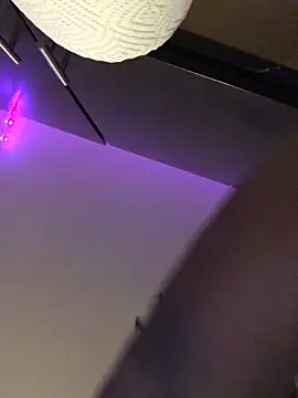 Snapshot of theprettysoles chatting on 04.16.26 theprettysoles online show from 04.16.26