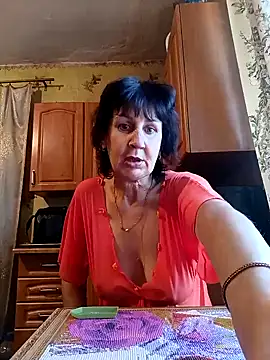 Snapshot of Laura_Kiss chatting on 01.02.25 Laura Kiss online show from 01.02.25