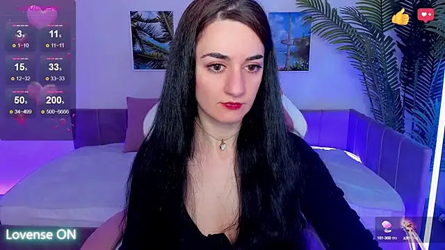 Snapshot of JessicaAlfo chatting on 03.04.25 JessicaAlfo online show from 03.04.25