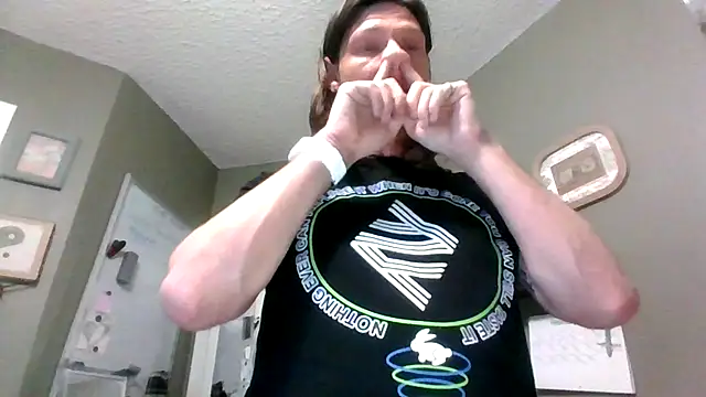 Snapshot of HarvryBlaze chatting on 02.20.26 HarvryBlaze online show from 02.20.26