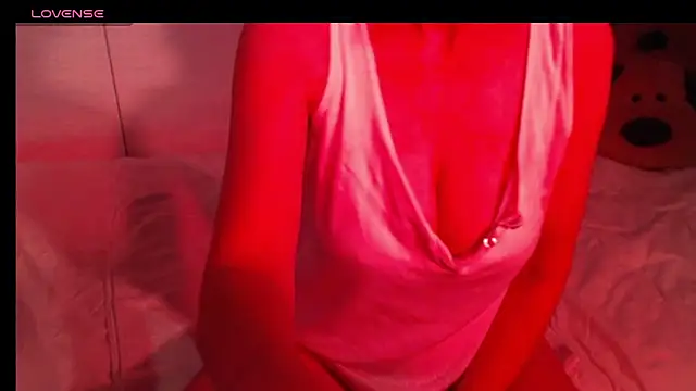 Snapshot of sweetchani666 chatting on 02.13.26 sweetchani666 online show from 02.13.26