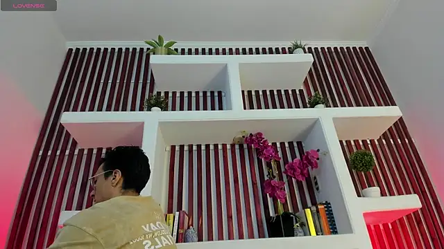 ApoloCruz online show from 05.17.26