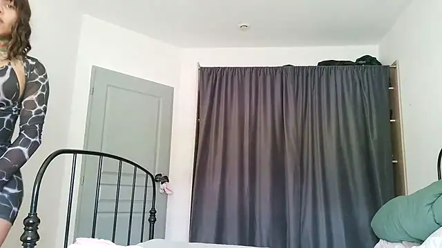 serena  vedette online show from 02.28.26