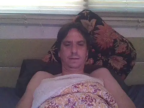 Snapshot of OnYourMarkGetSetGo chatting on 10.25.25 OnYourMarkGetSetGo online show from 10.25.25