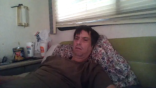 Snapshot of OnYourMarkGetSetGo chatting on 02.25.26 OnYourMarkGetSetGo online show from 02.25.26