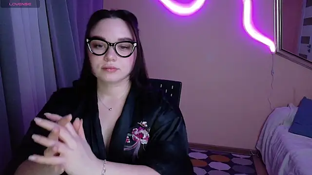 Snapshot of Angel_A008 chatting on 01.22.25 Angel A008 online show from 01.22.25