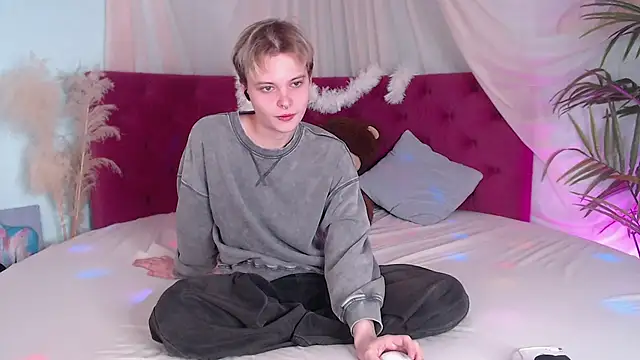 DemianEnglen online show from 09.23.25