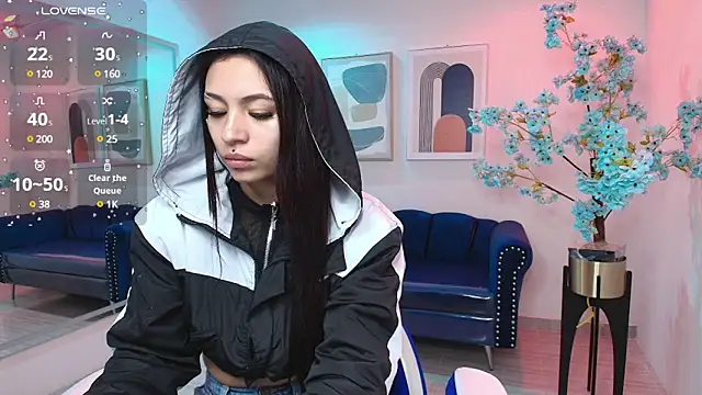 Charlotte ethan online show from 03.19.25