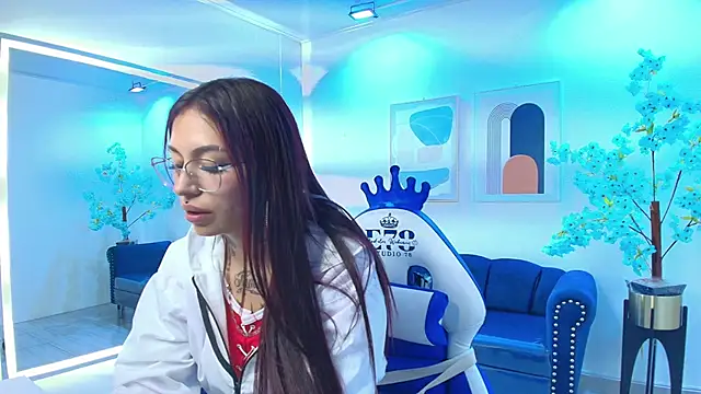 Charlotte ethan online show from 11.14.25