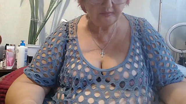 DeniseeRosea online show from 09.22.25