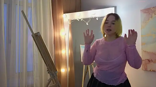 Manic pixie  online show from 02.09.25