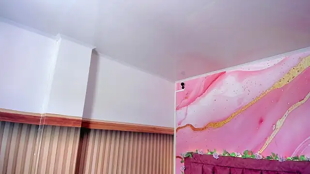scarlett  evans  online show from 04.27.26