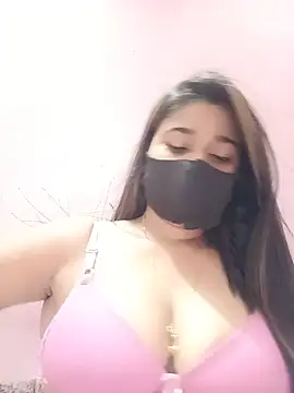 Snapshot of Simran-001 chatting on 06.05.26 Simran-001 online show from 06.05.26