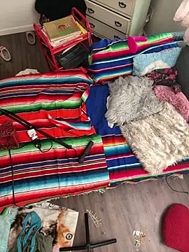 Snapshot of I_am_babydoll chatting on 11.26.25 I am babydoll online show from 11.26.25