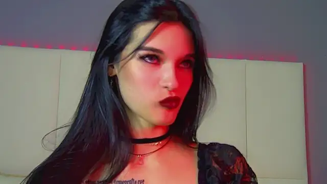 Snapshot of BeverlyMost chatting on 03.18.25 BeverlyMost online show from 03.18.25