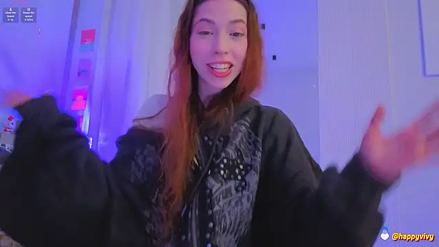 Snapshot of HappyVivy chatting on 09.23.25 HappyVivy online show from 09.23.25