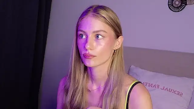 Snapshot of GabriellaOlsen chatting on 07.22.26 GabriellaOlsen online show from 07.22.26