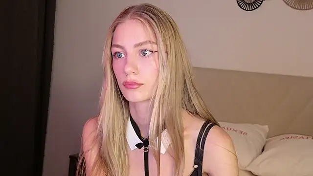 Snapshot of GabriellaOlsen chatting on 07.28.26 GabriellaOlsen online show from 07.28.26